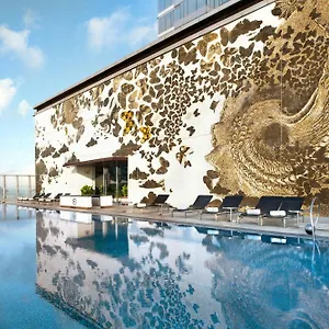 W Hotell